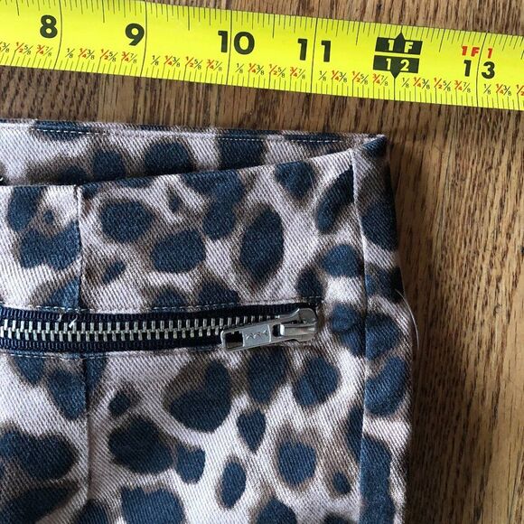 REFORMATION Leopard Print Straight Leg Jeans Pants Women's Size 24 - Picture 6 of 9